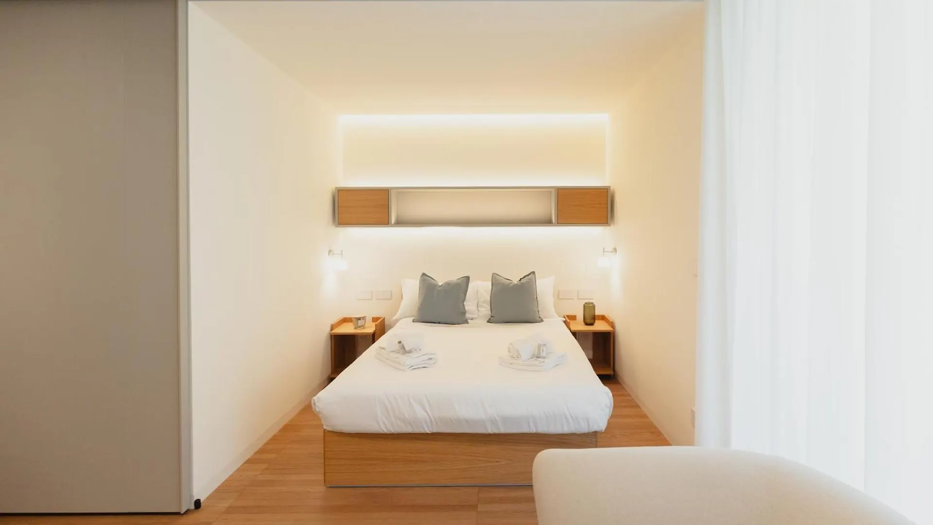 Gohost - Stylish Apartment 10 Min From Central Station Milano 0*,  İtalya